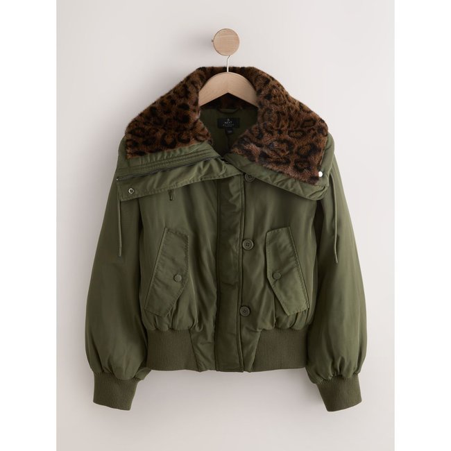 Parka col en imitation fourrure à imprimé animal vert kaki <span itemprop=