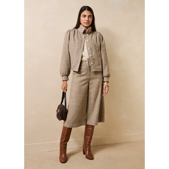 Veste en tweed manches longues col montant greige <span itemprop=