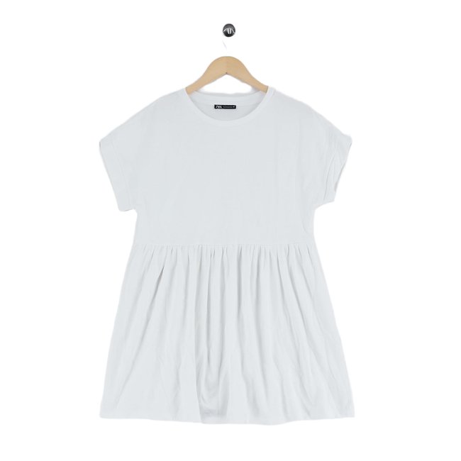 Robe - Bon état blanc <span itemprop=