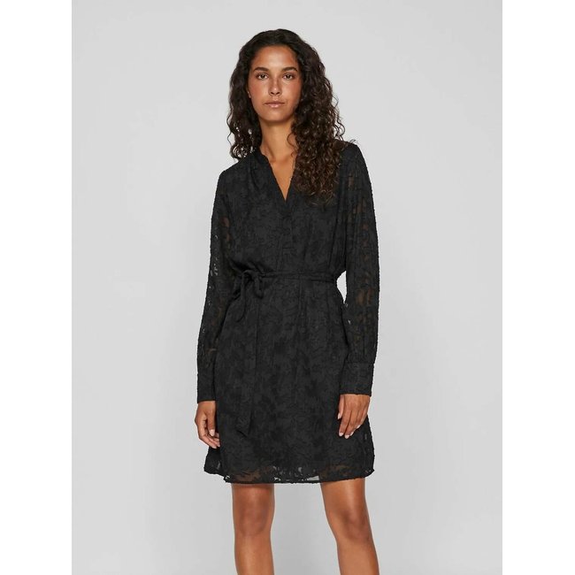 Robe courte en dentelle noir <span itemprop=
