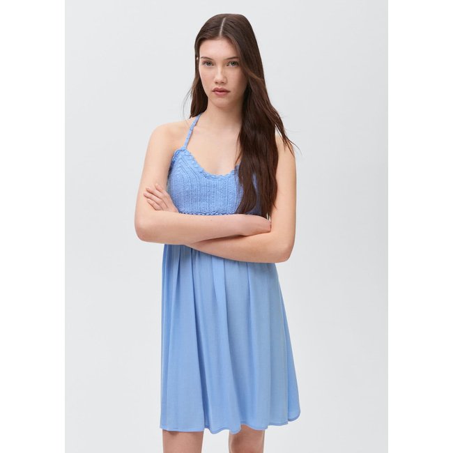 Robe courte crochet bleu ciel <span itemprop=