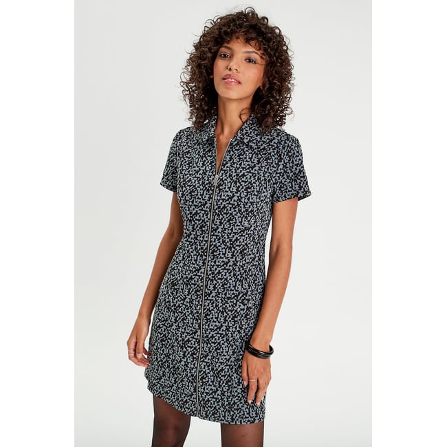 Robe évasée zippée noir <span itemprop=
