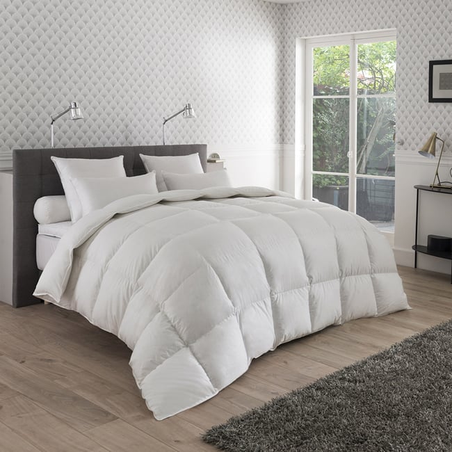 Couette Meribel - CHAUDE Couleur blanc <span itemprop=