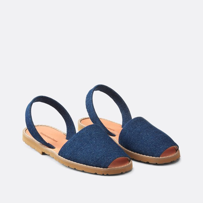 Sandalias planas Avarca azul denim <span itemprop=