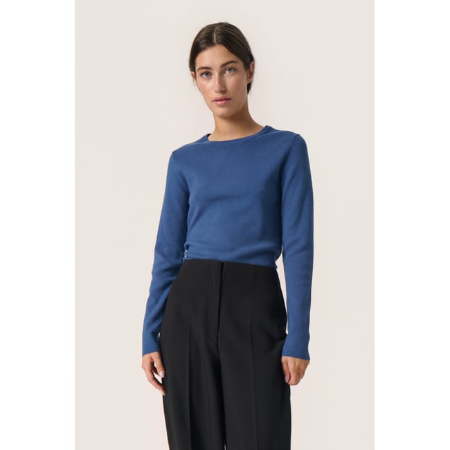 Knitted pullover bleu ensign blue <span itemprop=