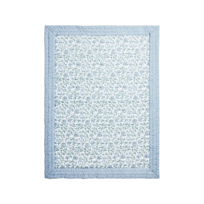 Couvre-lit matelassé à fleurs façon estampe bleu <span itemprop=
