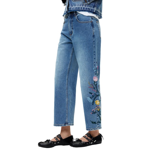 Pantalon en jean culotte à fleurs bleu clair <span itemprop=