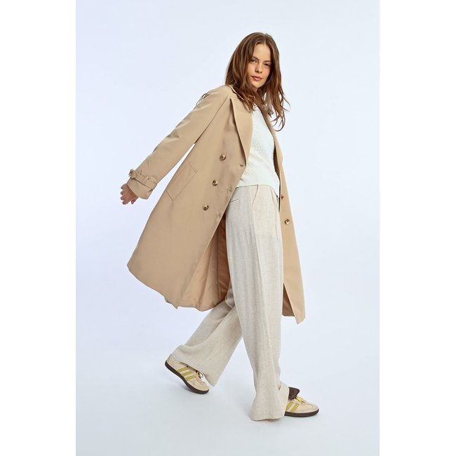 Long trench beige <span itemprop=