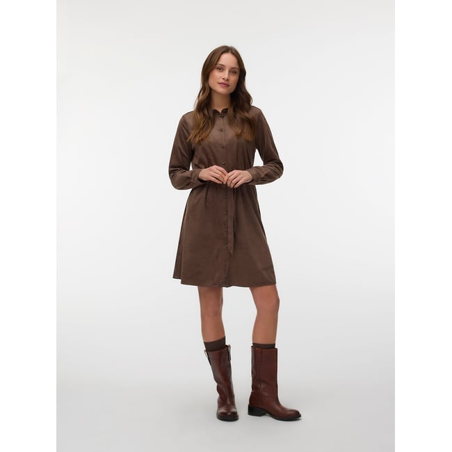 Robe chemise en suédine camel <span itemprop=