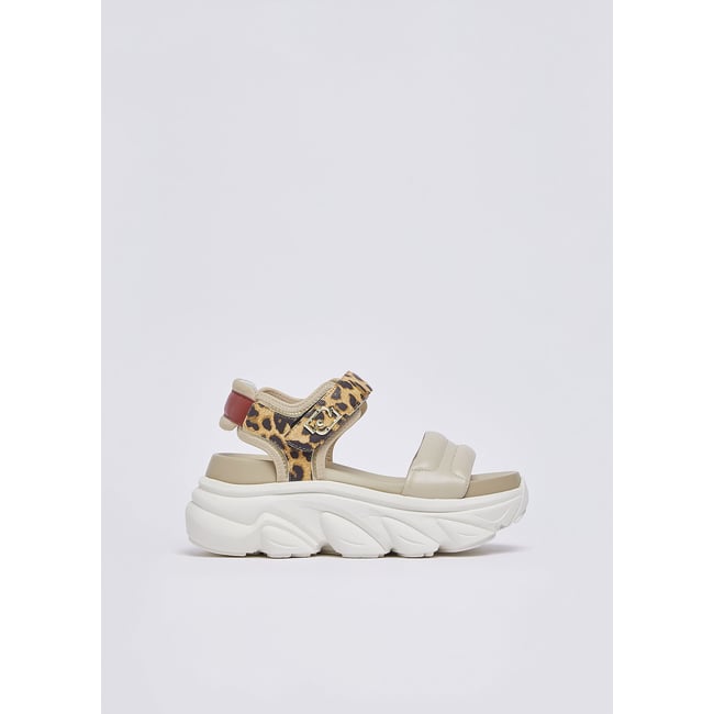 Sandales à semelles épaisses avec détail animalier animalier <span itemprop=