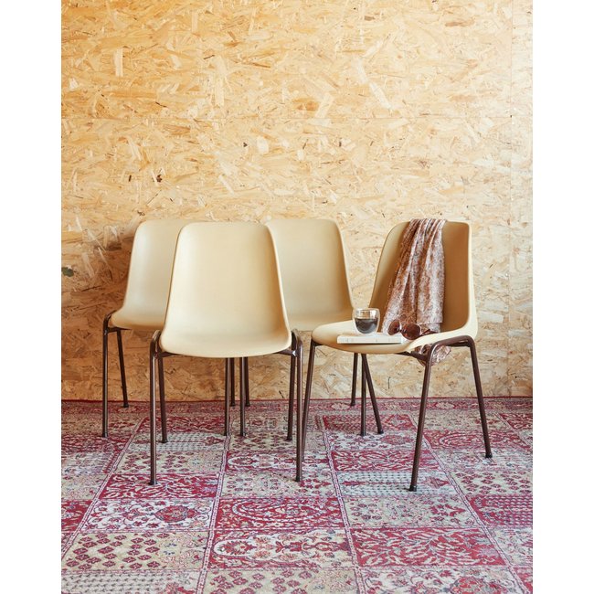 Lot de 4 chaises en plastique Alma N°1581 - Bon état Couleur beige <span itemprop=