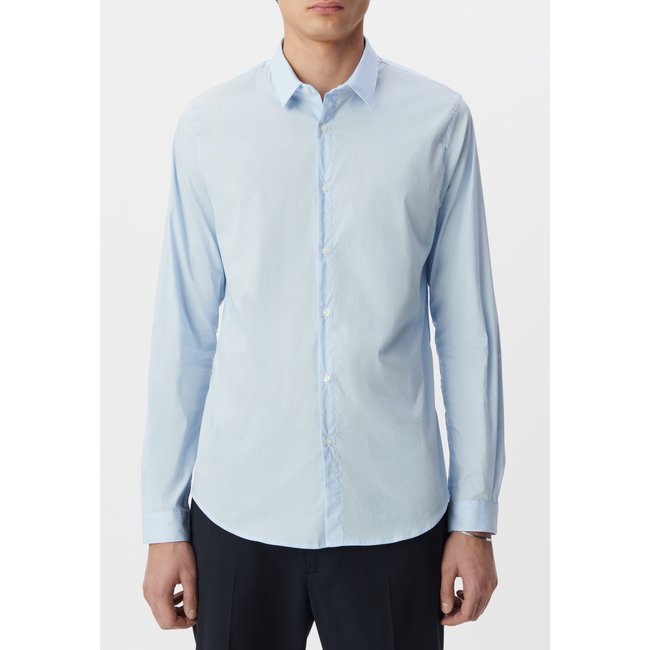 Chemise SLIM à fines rayures bleu ciel <span itemprop=