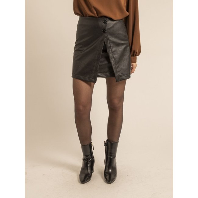 Jupe Short Simili Xavery noir <span itemprop=