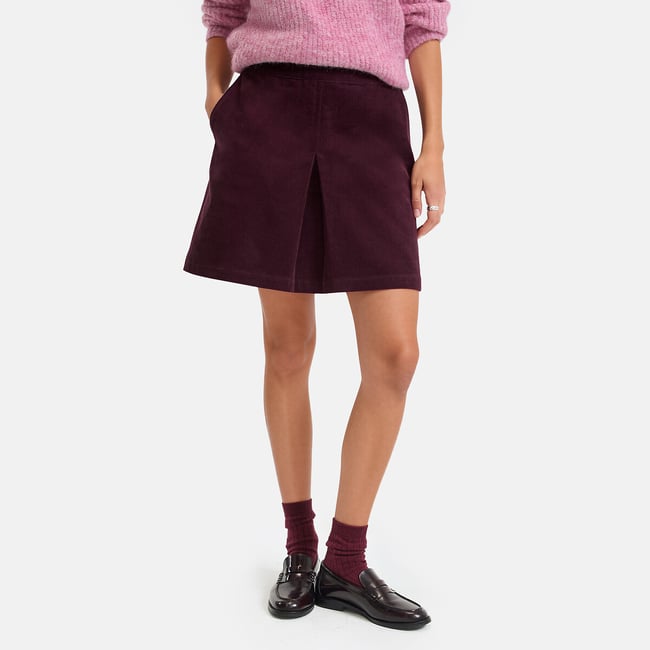 Jupe courte en velours violet prune <span itemprop=