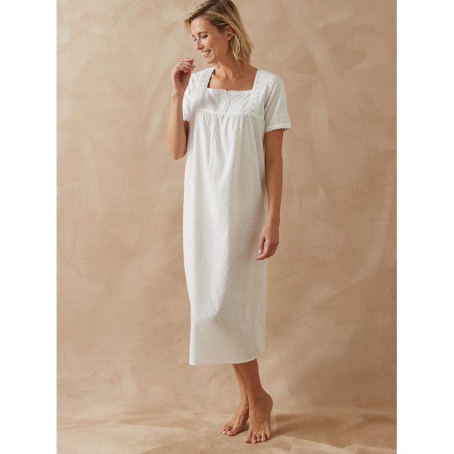 Chemise de nuit plumetis blanc <span itemprop=