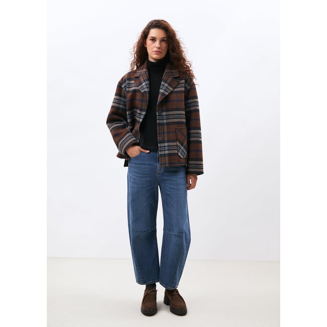 Manteau court double face à carreaux chocolat <span itemprop=