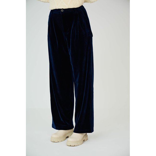 Wijde broek <span itemprop=