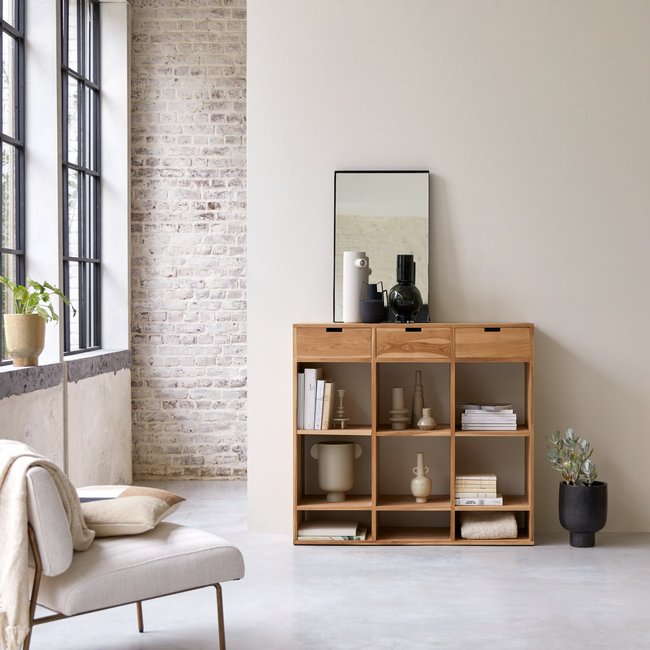 Bibliothèque basse en teck massif MIHO Couleur naturel <span itemprop=