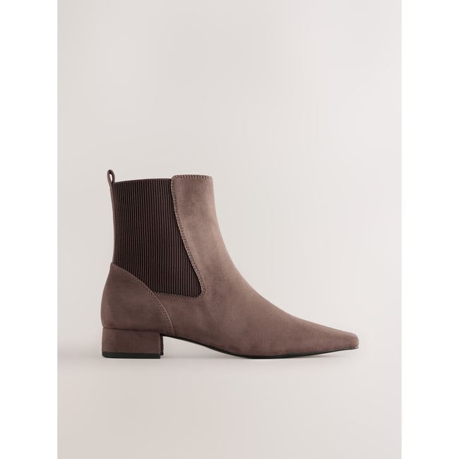 Bottines chelsea à bout ciselé taupe <span itemprop=