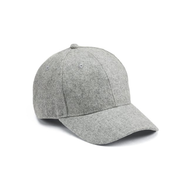 Cap aus Flanell hellgrau <span itemprop=