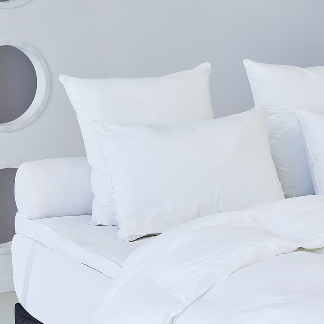 Oreiller Oural - FERME Couleur blanc <span itemprop=