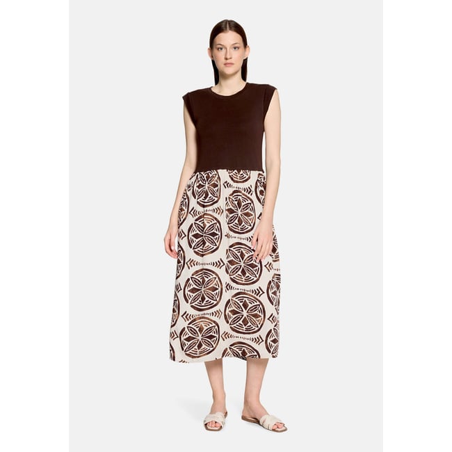 Robe casual à poches extérieures nature/brown <span itemprop=