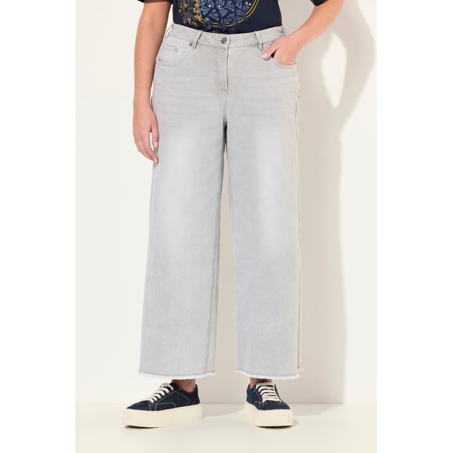 Jean Mary stretch. Jambe large et ourlet jean gris clair <span itemprop=