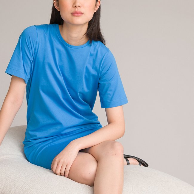 Vestido camiseta de cuello redondo, manga corta azul claro <span itemprop=