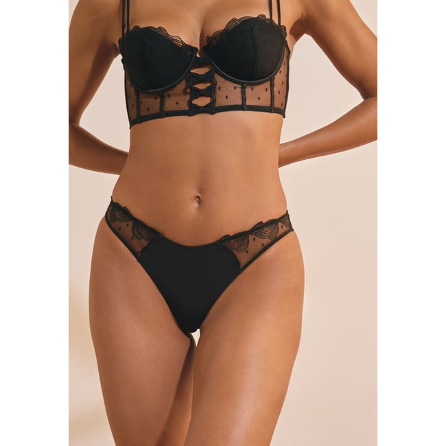 Tanga avec broderie DEMOISELLE noir <span itemprop=