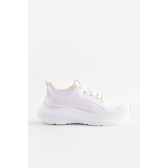 Baskets à lacets bout rond blanc <span itemprop=