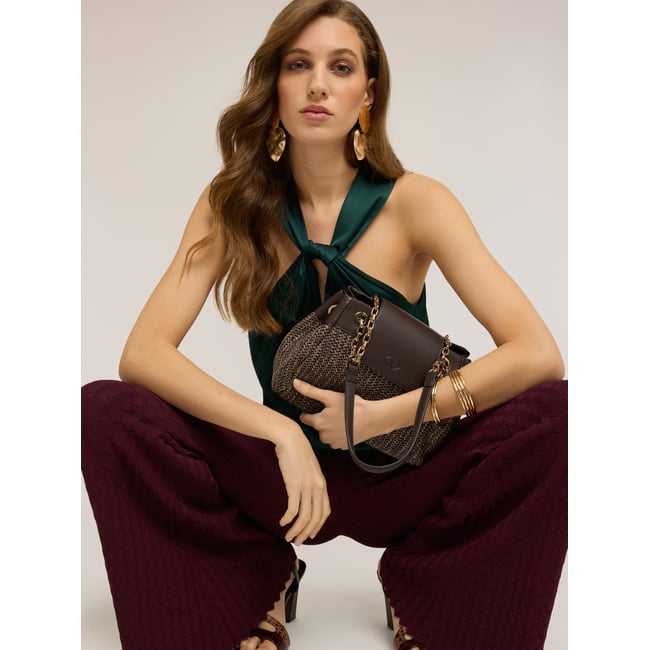 Sac à bandoulière tressé marron <span itemprop=