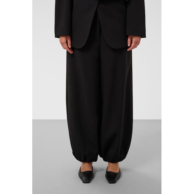 Pantalon de costume noir <span itemprop=