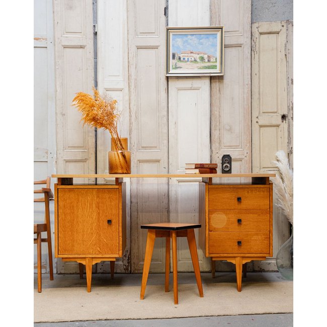 Bureau scandinave en bois clair Edouard N°559 - Bon état Couleur bois clair <span itemprop=