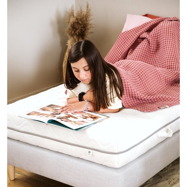 Matelas Enfant COCOLATEX® - Version Laine Biologique - Coeur 100% Naturel - Matelas Latex avec Housse Amovible - 2 Faces de Couchage - OekoTex Couleur blanc <span itemprop=