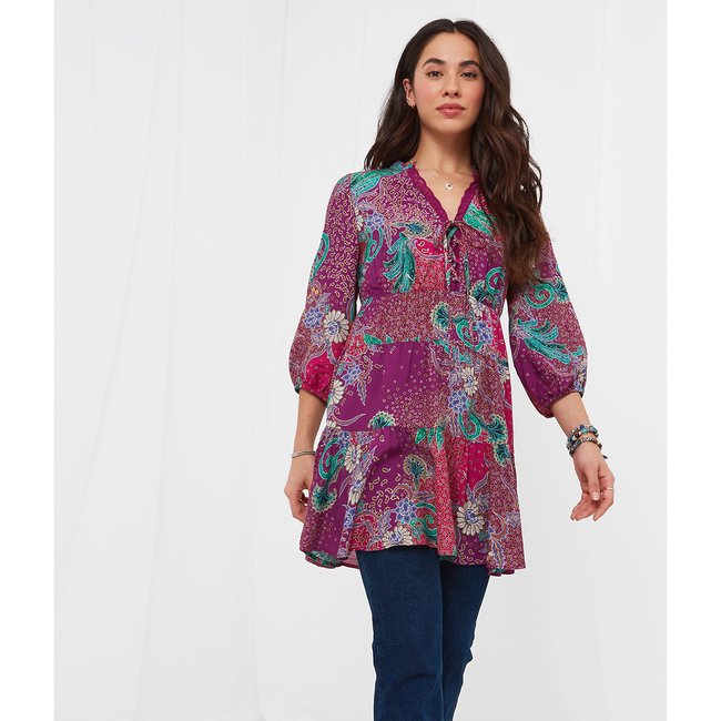 Vestido corto estampado estampado violeta <span itemprop=