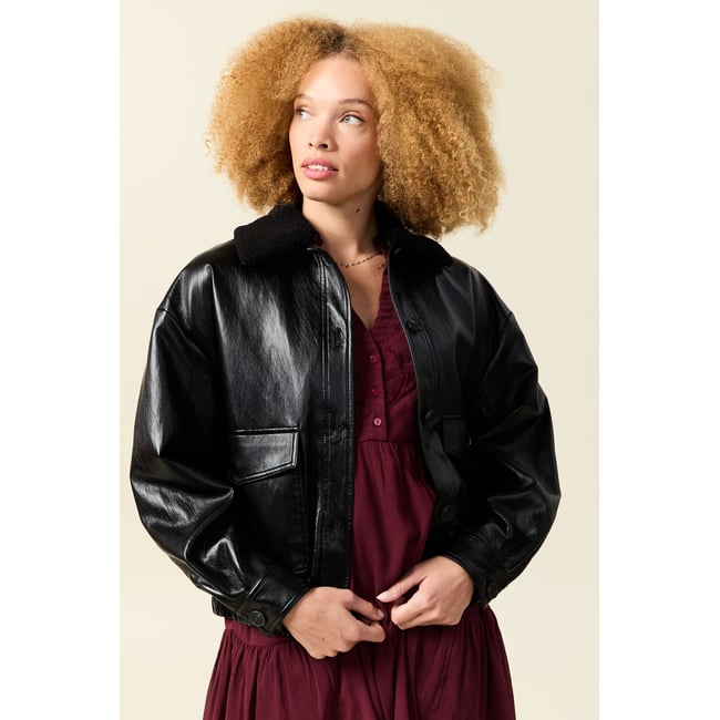 Veste oversize manches longues doublée noir <span itemprop=