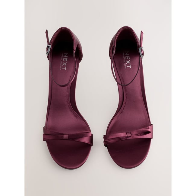 Sandales à nœud en satin forever comfort® rouge bourgogne <span itemprop=