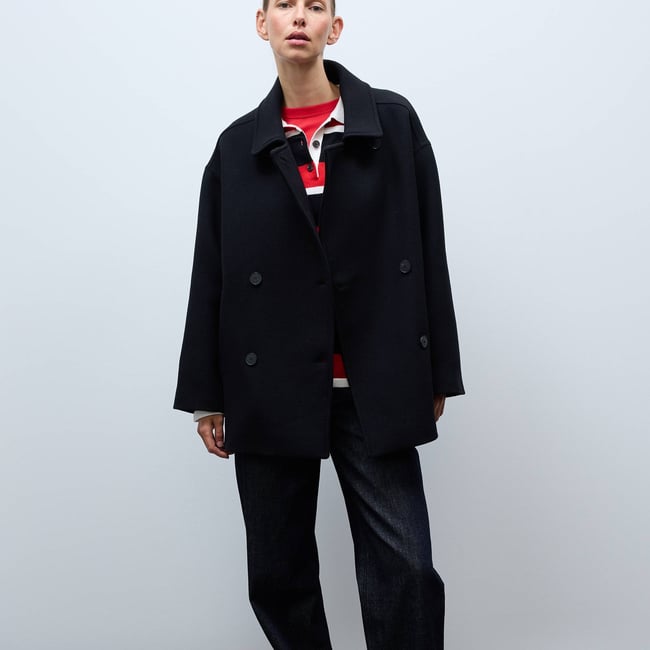 Manteau court double boutonnage contenant de la laine noir <span itemprop=