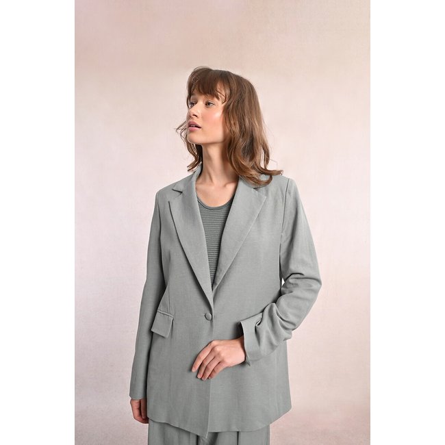 Blazer de fato verde-água <span itemprop=