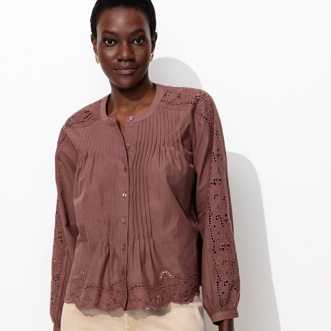Chemisier broderie anglaise lie de vin <span itemprop=