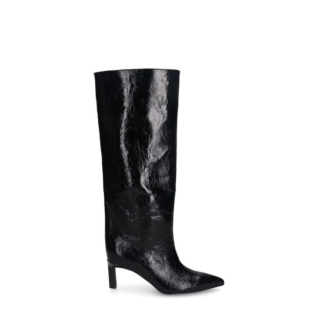 Bottes hautes vernies à talon noir <span itemprop=
