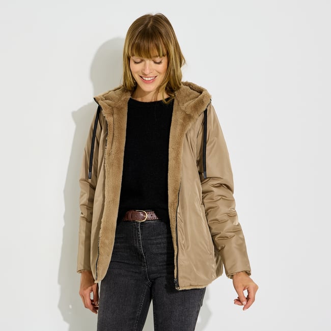 Manteau chaud réversible à capuche beige <span itemprop=