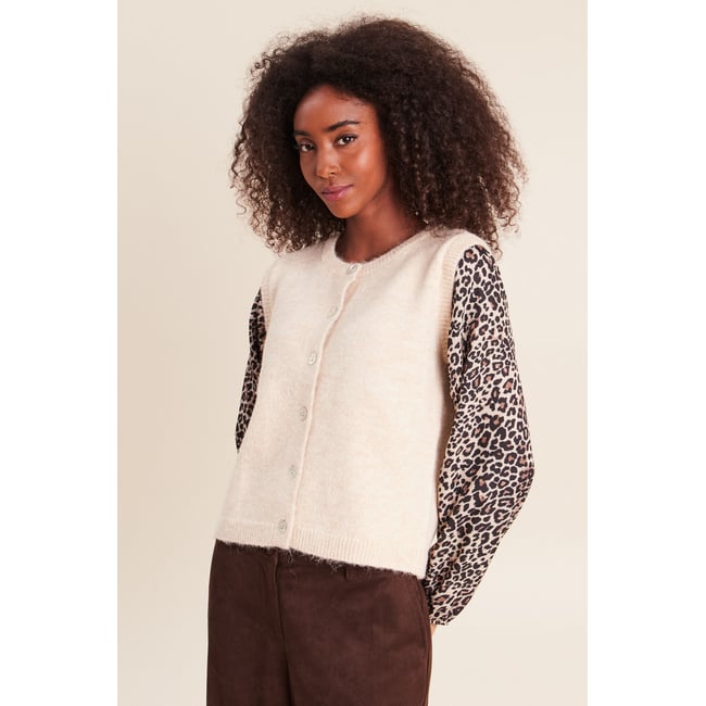 Pull col rond beige <span itemprop=