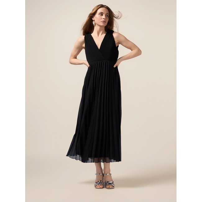 Robe longue sans manches réalisée en georgette plissée - OLTRE