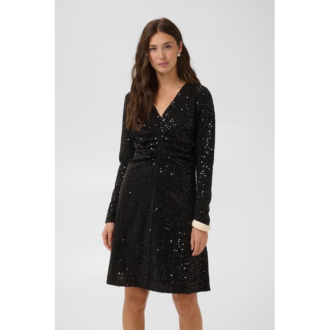 Robe noir <span itemprop=