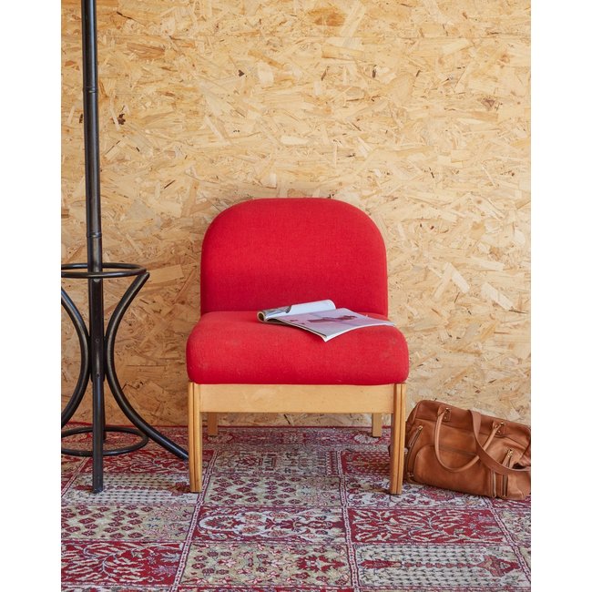 Chauffeuse en bois  Olivia N°88 - Bon état Couleur rouge <span itemprop=