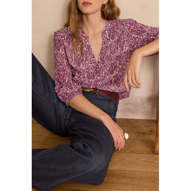 Blouse BRUNETTE imprimée arabesque violet <span itemprop=