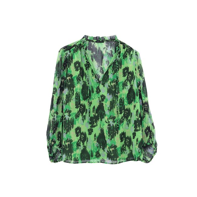 Blusa fluida estampada con cuello alto y mangas 3/4 estampado azul turquesa <span itemprop=