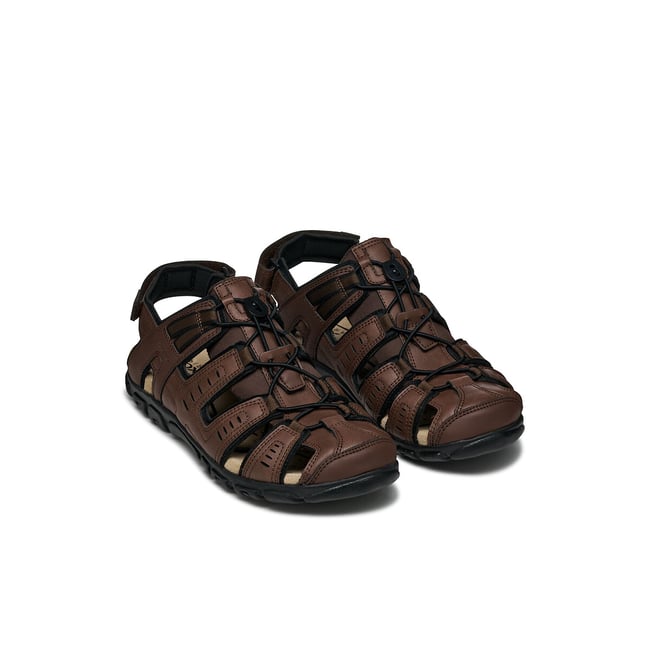 Sandales respirantes Strada marron <span itemprop=