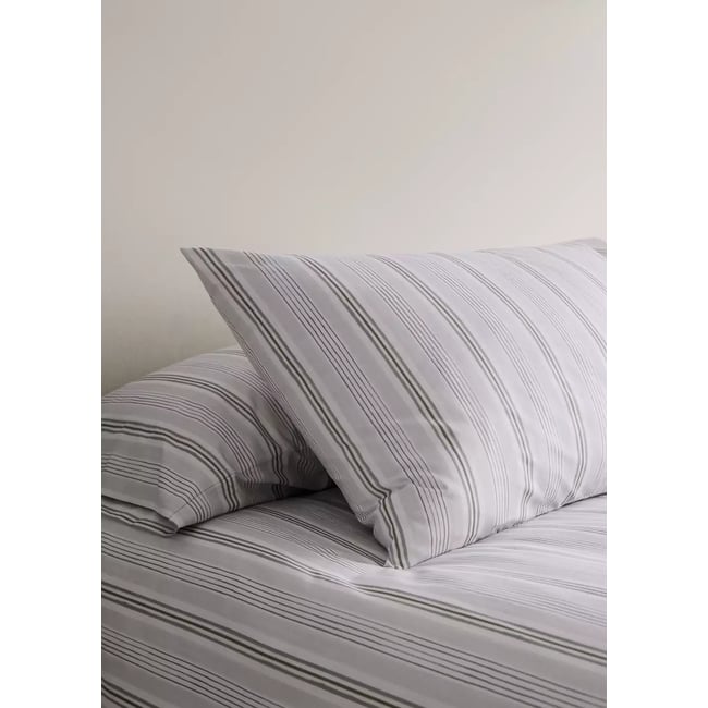 Taie d’oreiller 100 % coton à rayures 45x110 cm gris <span itemprop=